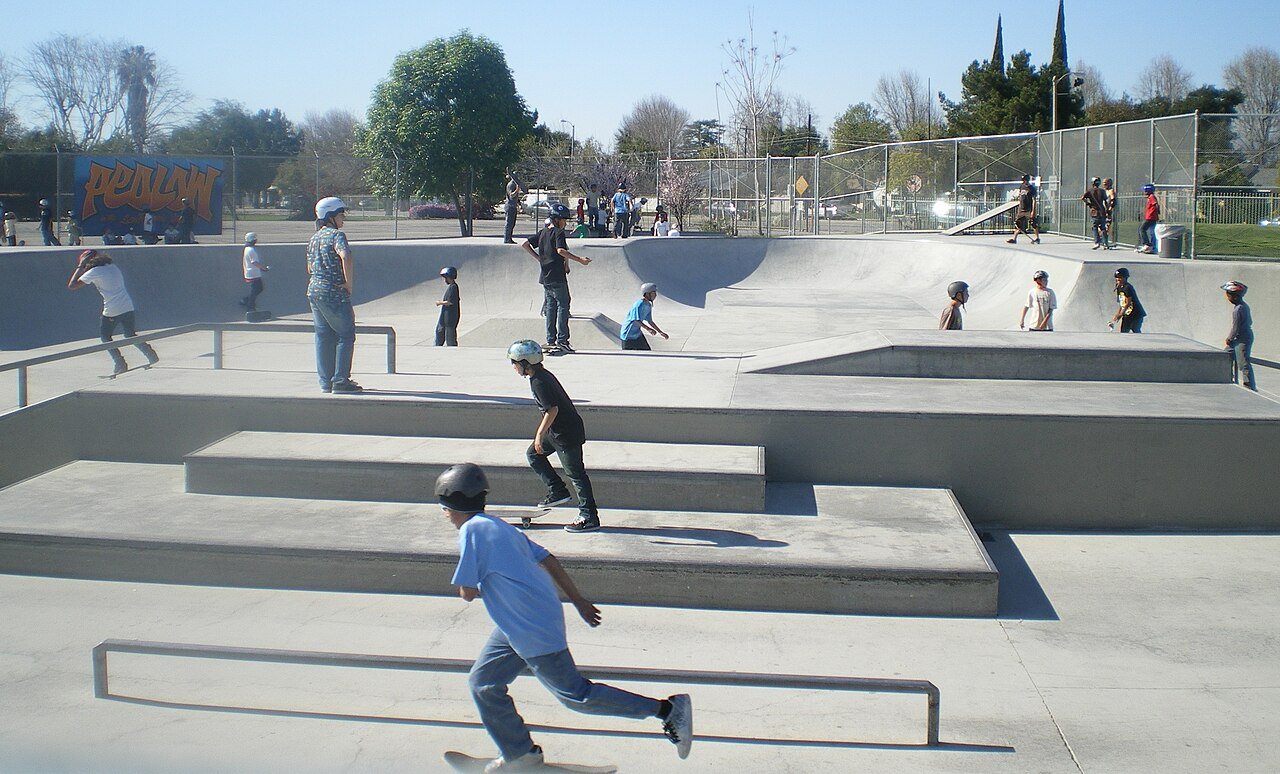 Pedlow Field SkatePark skatepark in CA